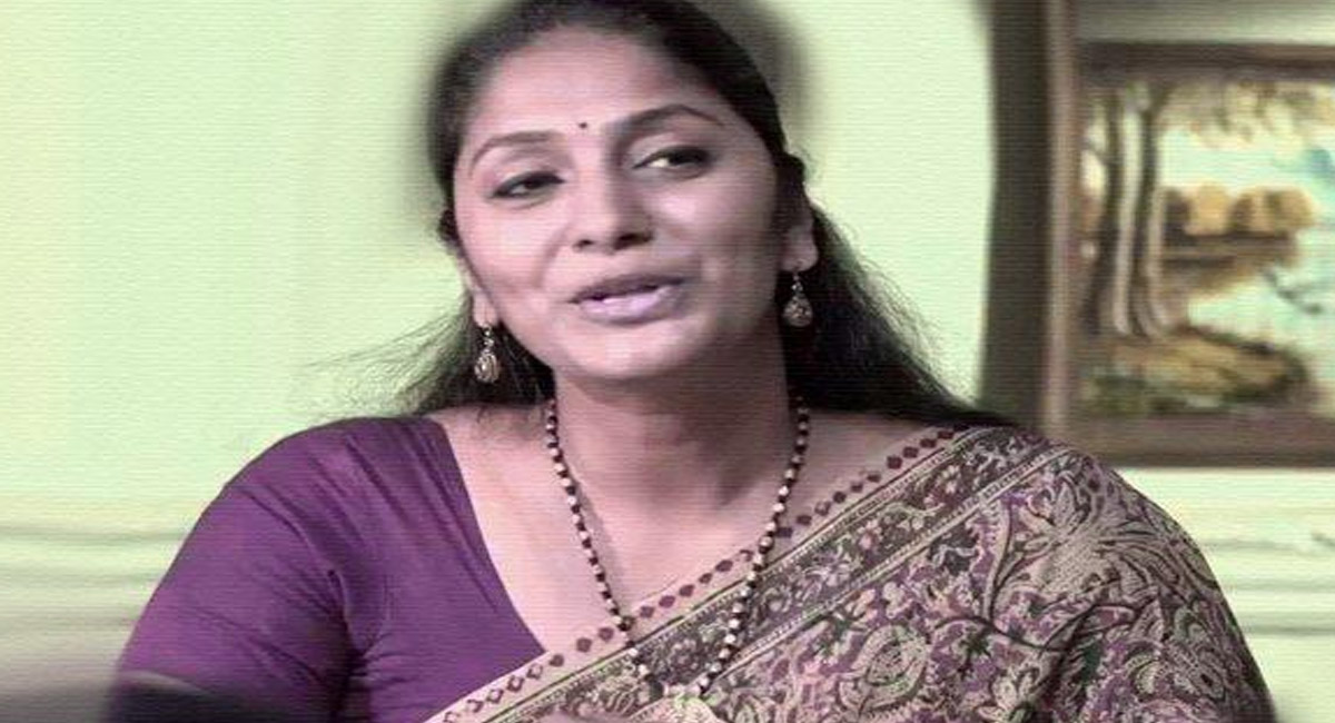 తన భర్తకు ఝాన్సీ విడాకులు ఇవ్వడానికి కారణం అదే?