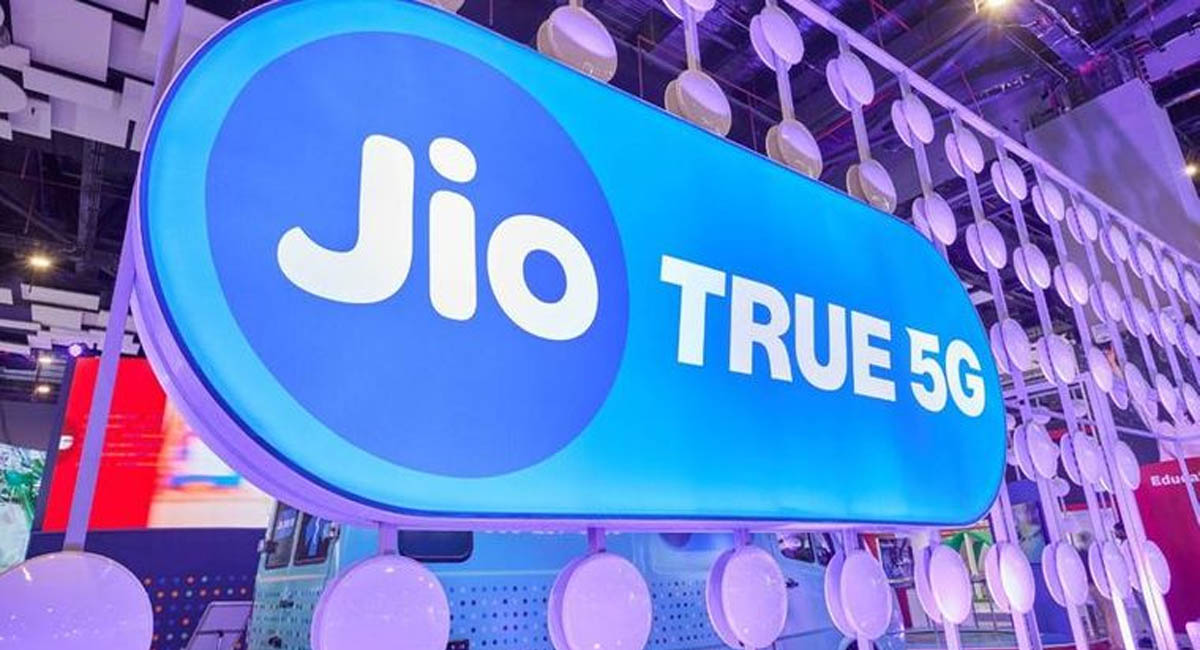 జియో కస్టమర్లకు గుడ్ న్యూస్.. ఈ ప్రాంతాలలో నివసించే వారికి కూడా 5జీ సేవలు..!