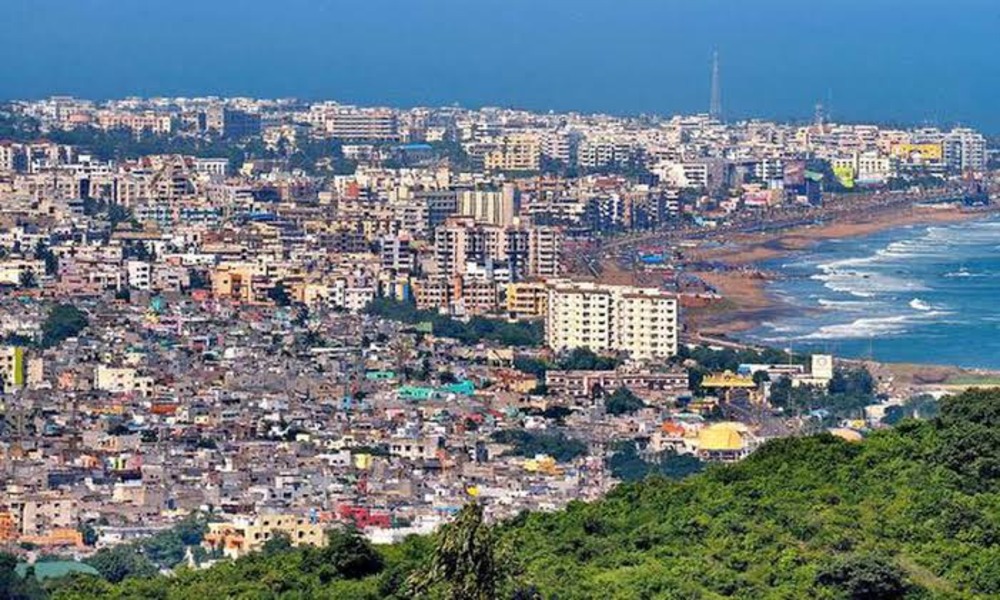 విశాఖ భూ కుంభకోణం, అమరావతి కంటే పెద్దదా.?