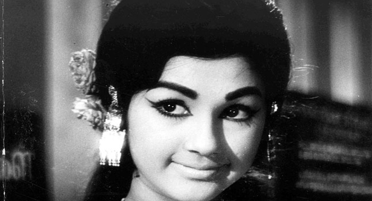 నటి మంజులను చంపింది అతనే.. ఘోరమైన నిజాన్ని బయటపెట్టిన నటి?