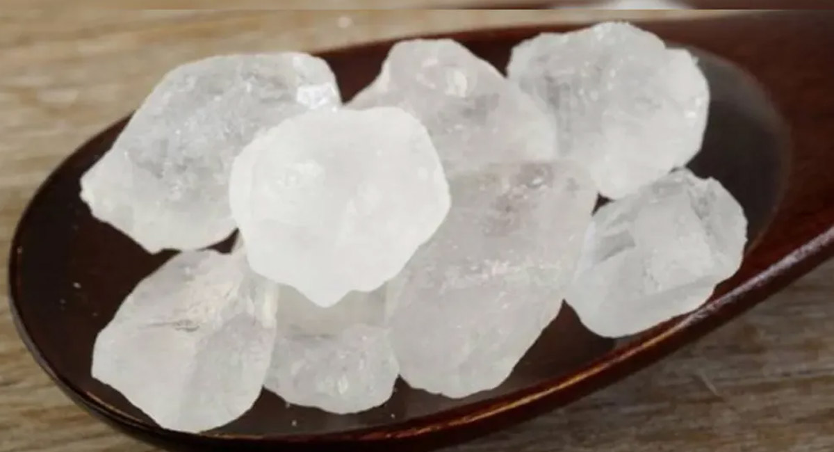 నరక చతుర్దశి రోజు ఈ చిన్న పని చేస్తే చాలు.. కష్టాలన్నీ తొలగినట్లే?