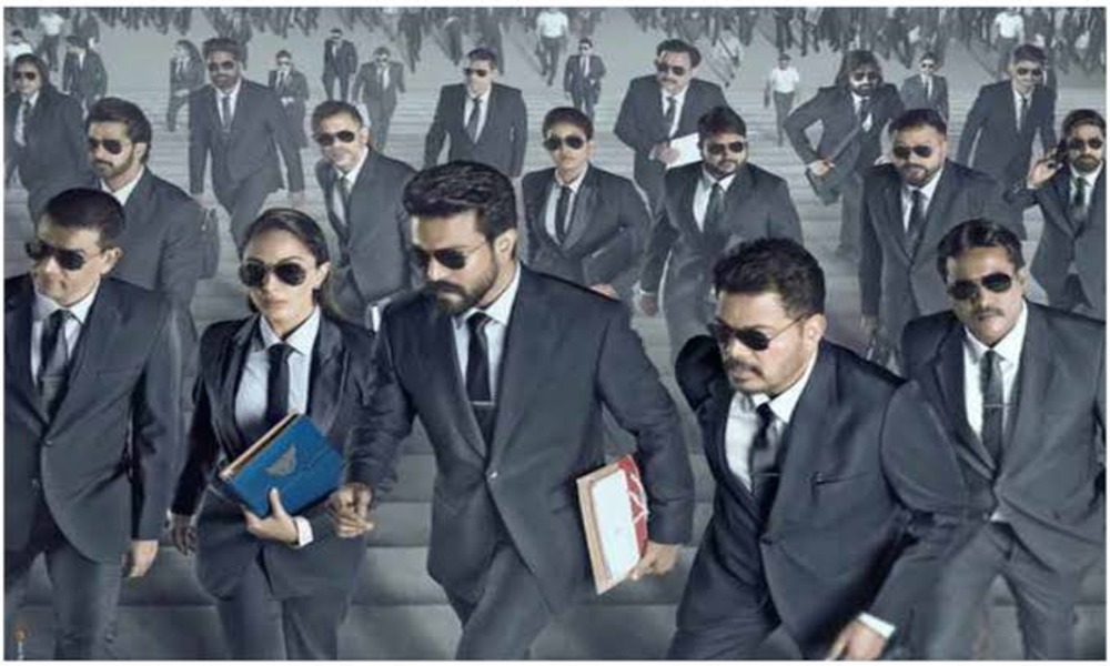 బిగ్ అప్డేట్ : “RC15” ఫస్ట్ లుక్ కి పరిశీలనలో ఈ డేట్.!