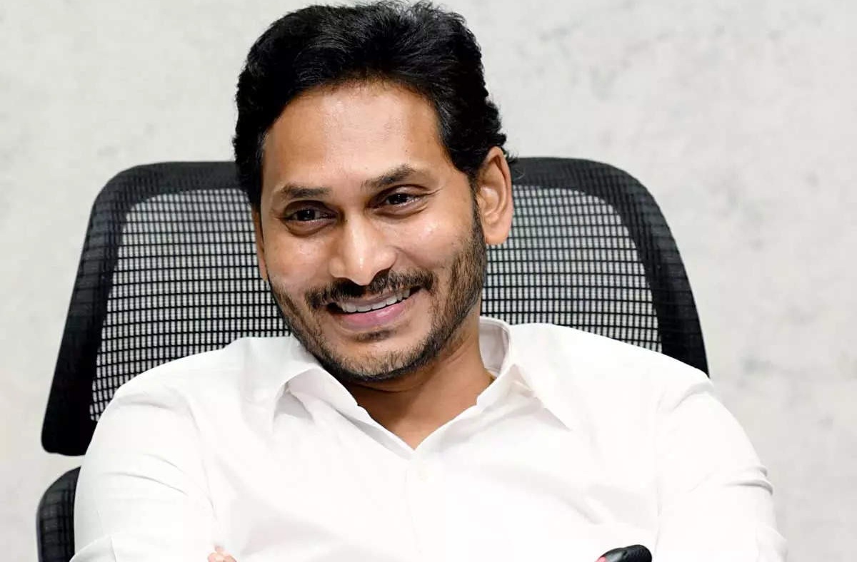 ఏపీ సీఎం వైఎస్ జగన్ కు మాత్రమే సొంతమైన అరుదైన రికార్డులు ఇవే!