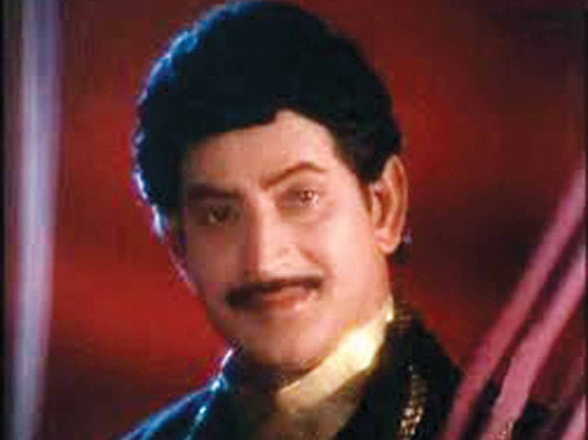 సూపర్స్టార్ కృష్ణ మృతికి  ప్రముఖుల  సంతాపం.