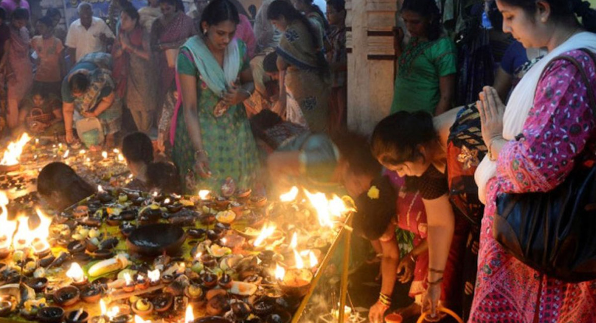 కార్తీక పౌర్ణమి రోజు 365 వత్తులు వెలిగించేటప్పుడు పాటించాల్సిన నియమాలు?