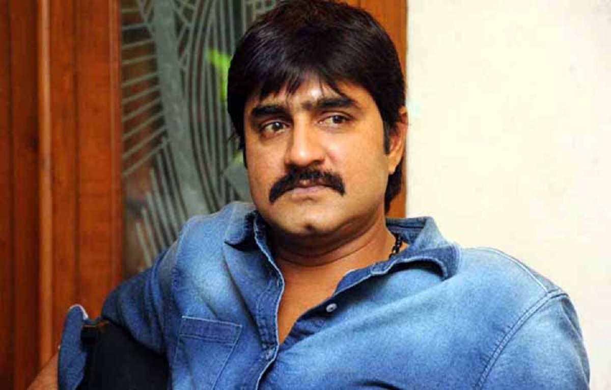 తొలిసారి జీవితంలో అలా నటించాను…. నటుడు శ్రీకాంత్ కామెంట్స్ వైరల్!