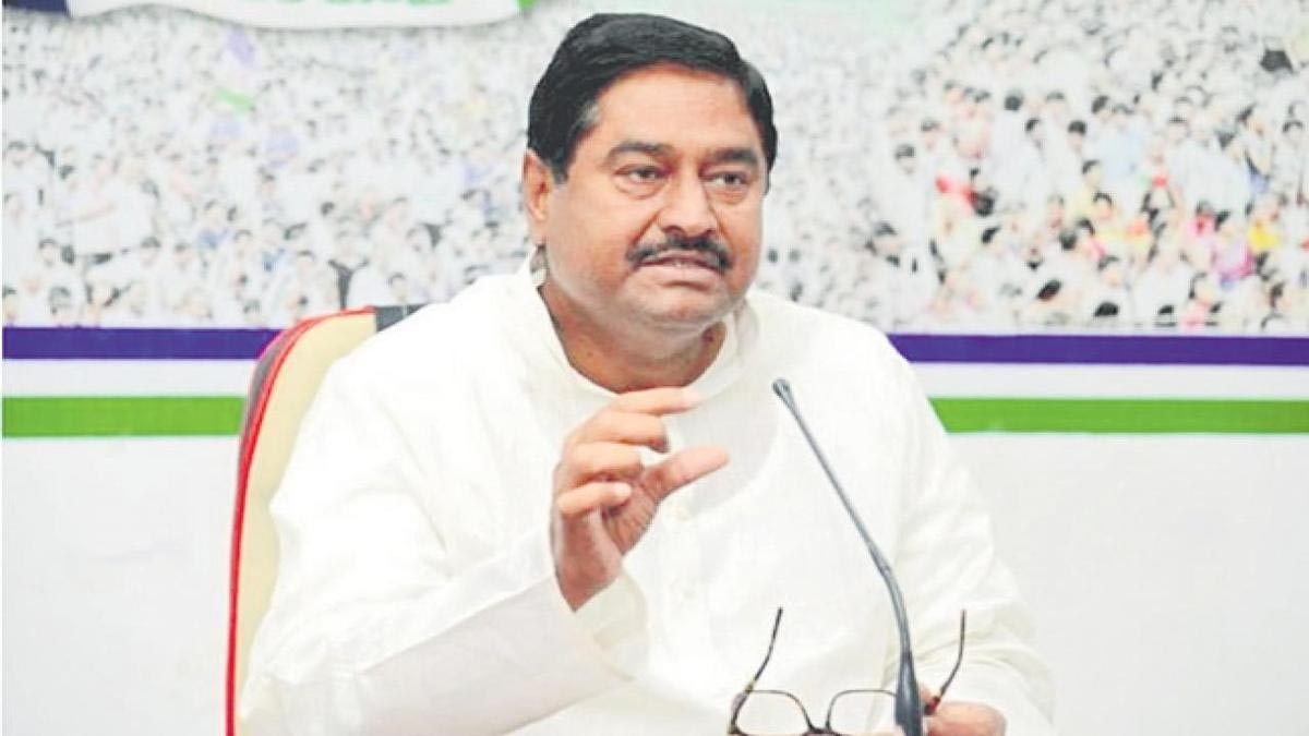 వైసీపీలో మంత్రి ధర్మాన అధర్మ రాజకీయం.?