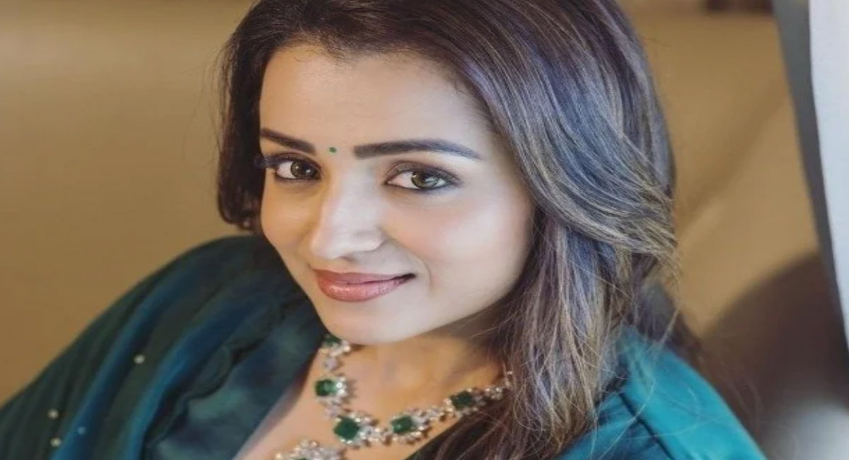 భారీగా రెమ్యూనరేషన్ పెంచేసిన త్రిష.. ఏకంగా అన్ని కోట్లా?