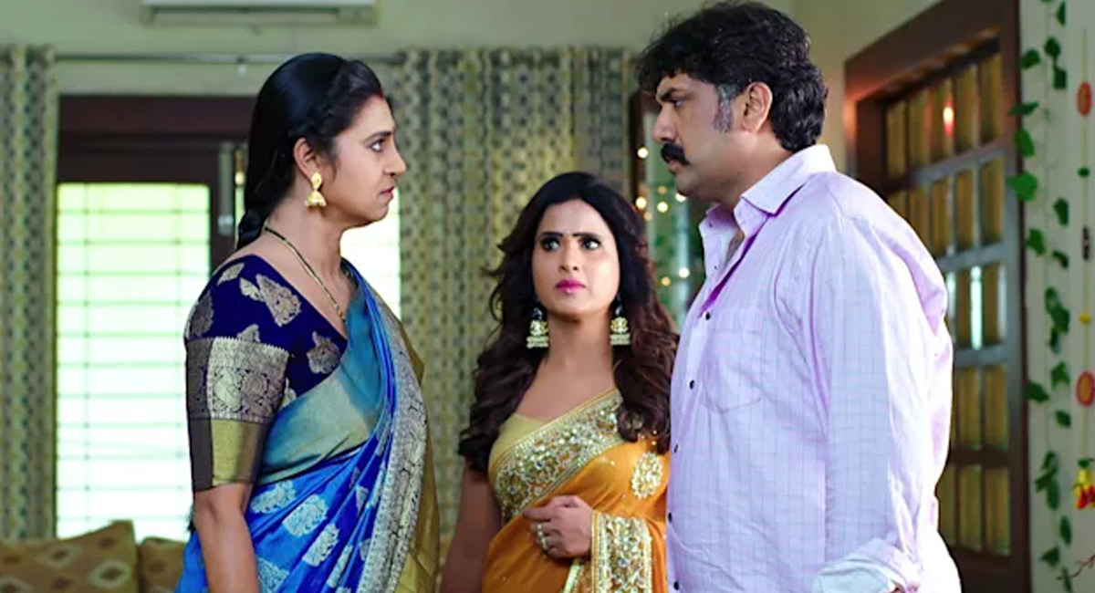 అసలు విషయం తెలిసి తులసిని కొట్టబోయిన నందు….. అడ్డుపడిన సామ్రాట్!