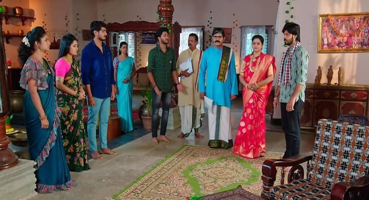 డబ్బులు తీసుకొని ఊరు వదిలి వెళ్లిన చరణ్…. మల్లిక తో కలిసి రామాను నిందించిన అఖిల్!