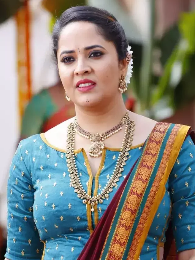 చిన్నతనంలో ఆ వ్యసనాల వల్లే పేదరికం అనుభవించాము: అనసూయా భరద్వాజ్