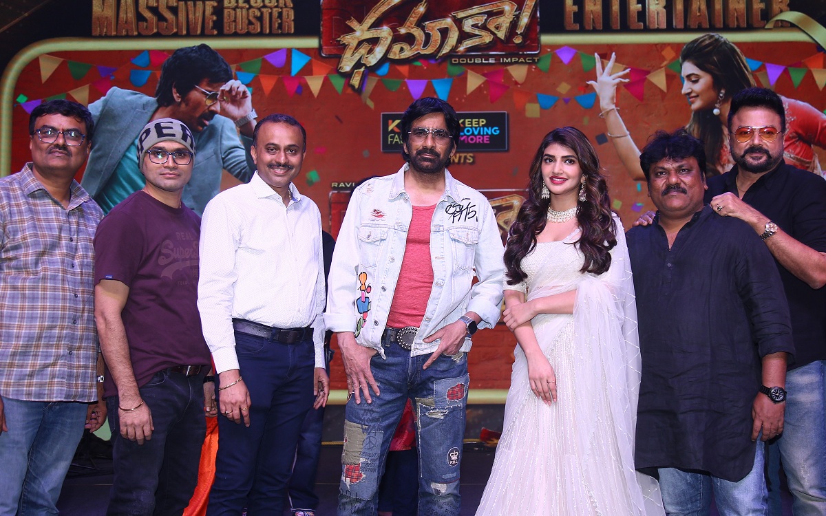 ‘ధమాకా’ని బ్లాక్ బస్టర్ చేసిన అభిమానులకు కృతజ్ఞతలు: ధమాకా చిత్ర యూనిట్