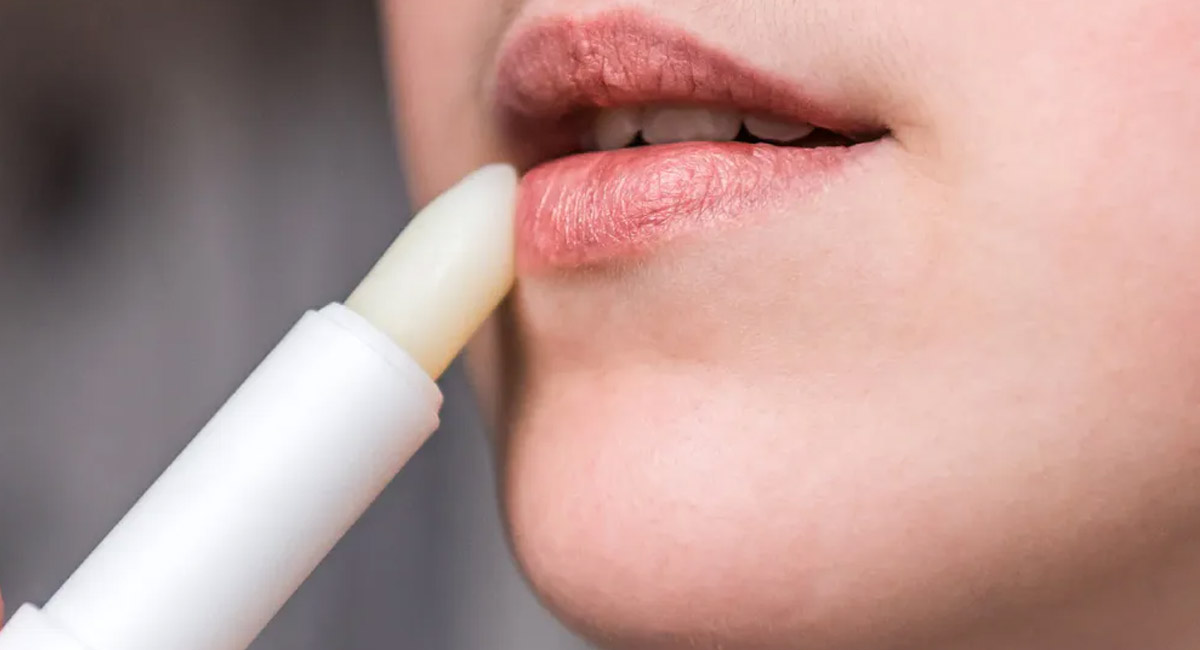 చలికాలంలో పెదాల ఆరోగ్యంపై దృష్టి పెట్టకుంటే ఈ సమస్యలు తలెత్తవచ్చు….జాగ్రత్త!