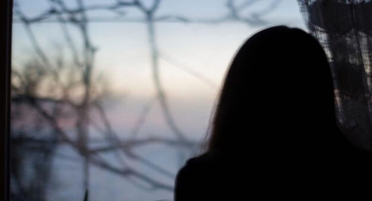 భార్యకు పిల్లలు పుట్టరని తెలిసి బ్రతికుండగానే నరకం చూపించిన  భర్త..?