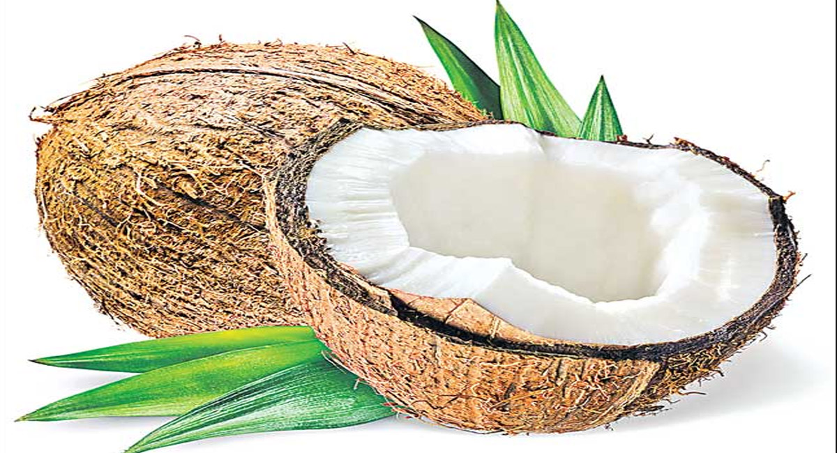 పచ్చి కొబ్బరిలో ఎన్ని ఆరోగ్య ప్రయోజనాలు ఉన్నాయో తెలిస్తే ఆశ్చర్య పోవాల్సిందే!