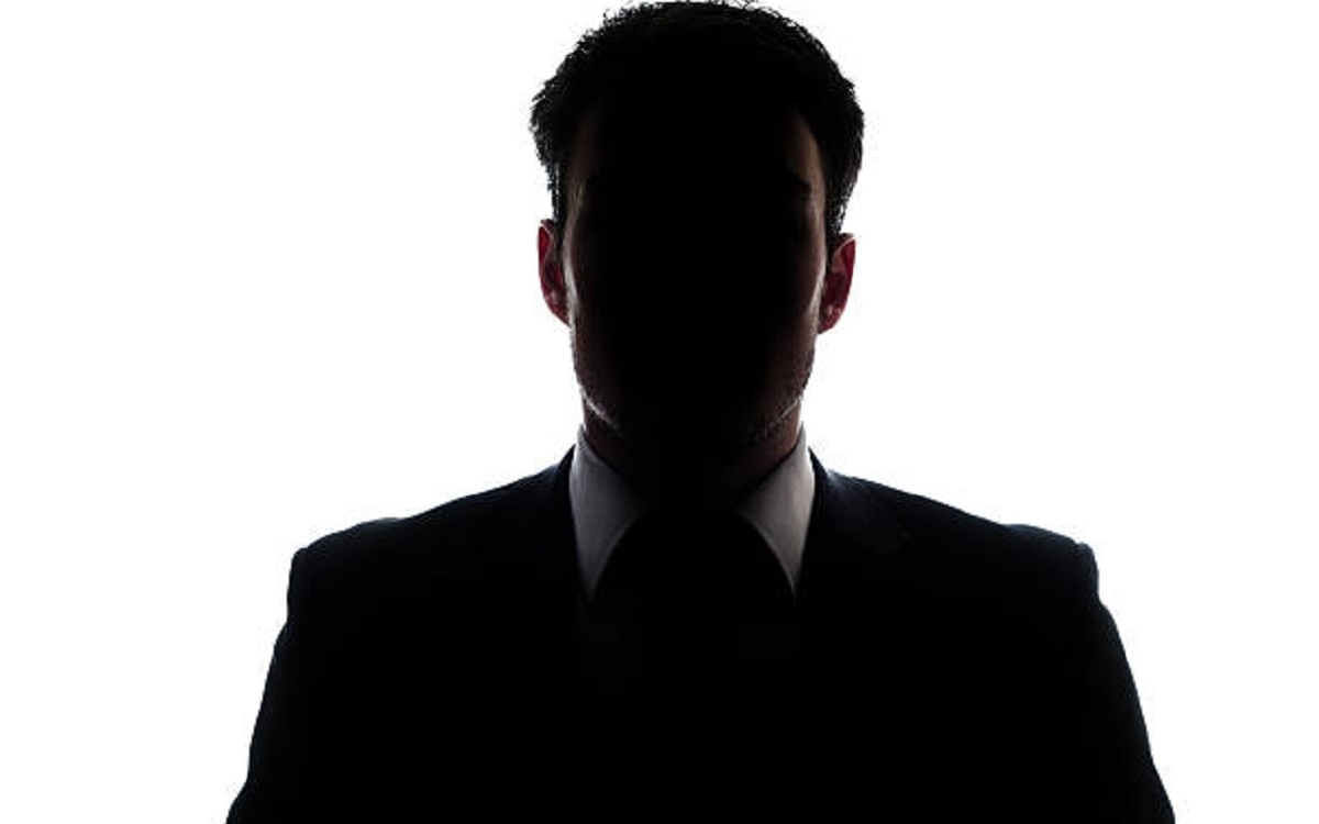 యువ నటికి ఆ పాఠాలు చెబుతున్న సీనియర్ హీరో.!