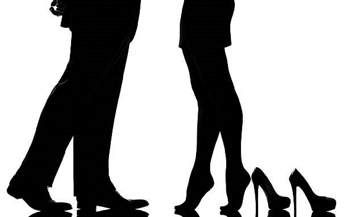 హాట్ యాంకర్‌తో ఆ యంగ్ డైరెక్టర్ ‘హాట్ అండ్ వైల్డ్’ మూవీ.!