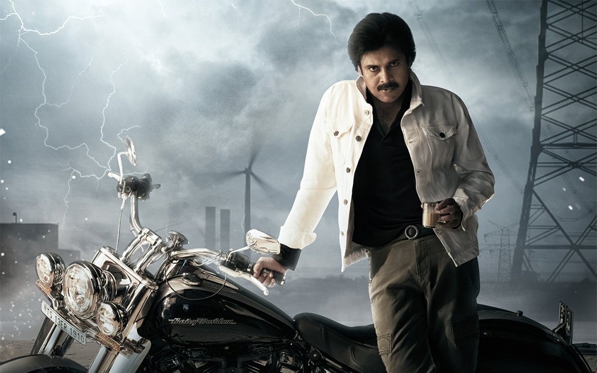 వైరల్ : “ఉస్తాద్” పై ఫన్నీ పోస్ట్ పెట్టిన హరీష్ శంకర్.!