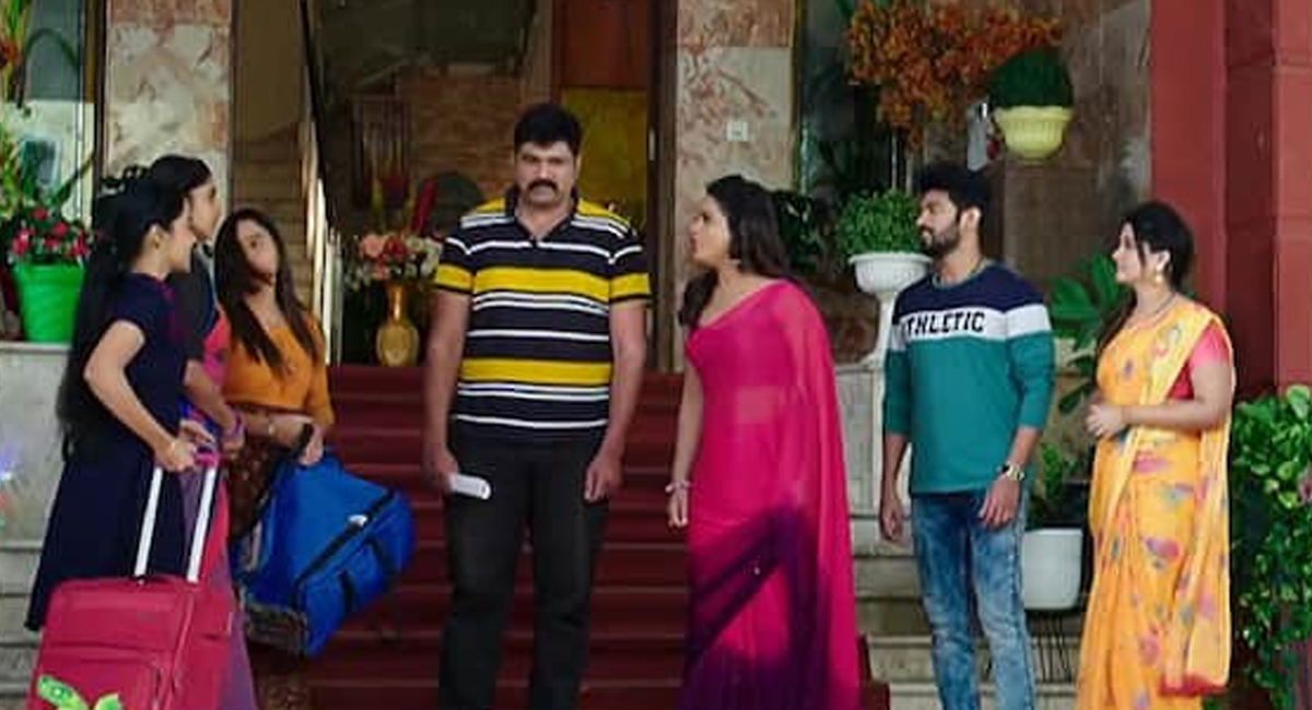 కుటుంబ పరిస్థితులను చూసి షాకింగ్ నిర్ణయం తీసుకున్న తులసి… ఇక లాస్యకు చుక్కలే!