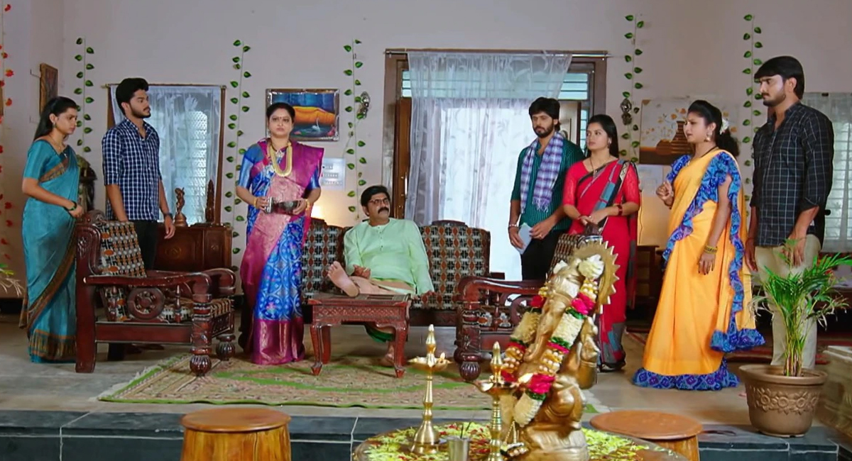 కన్నబాబు చేతిలో జ్ఞానంభ ఇంటి పత్రాలు…. రామాను అసహ్యించుకున్న జ్ఞానంభ!