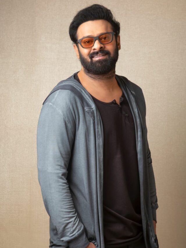 ప్రభాస్ బాలీవుడ్ లో మరో క్రేజీ సినిమా..కన్ఫర్మ్ చేసిన ప్రొడ్యూసర్స్!