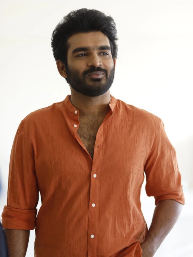 Struggling Hero Gets Hurt by Trolls