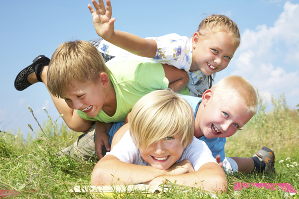 చిన్నపిల్లలకు దిష్టి తీయడం ఎలానో తెలుసా… కర్పూరంతో మాత్రమే చిన్నారులకు దిష్టి తీయాలని మీకు తెలుసా?