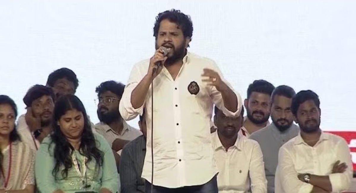 పవన్ కళ్యాణ్ గారిని తిట్టడానికి ఓ శాఖ పెట్టుకోండి…. వైసీపీ మంత్రులపై ఆది సెటైర్స్!