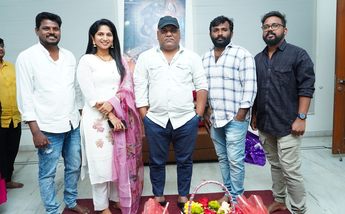 ‘క్షణం ఒక యుగం’ ఫస్ట్ లుక్ పోస్టర్ విడుదల