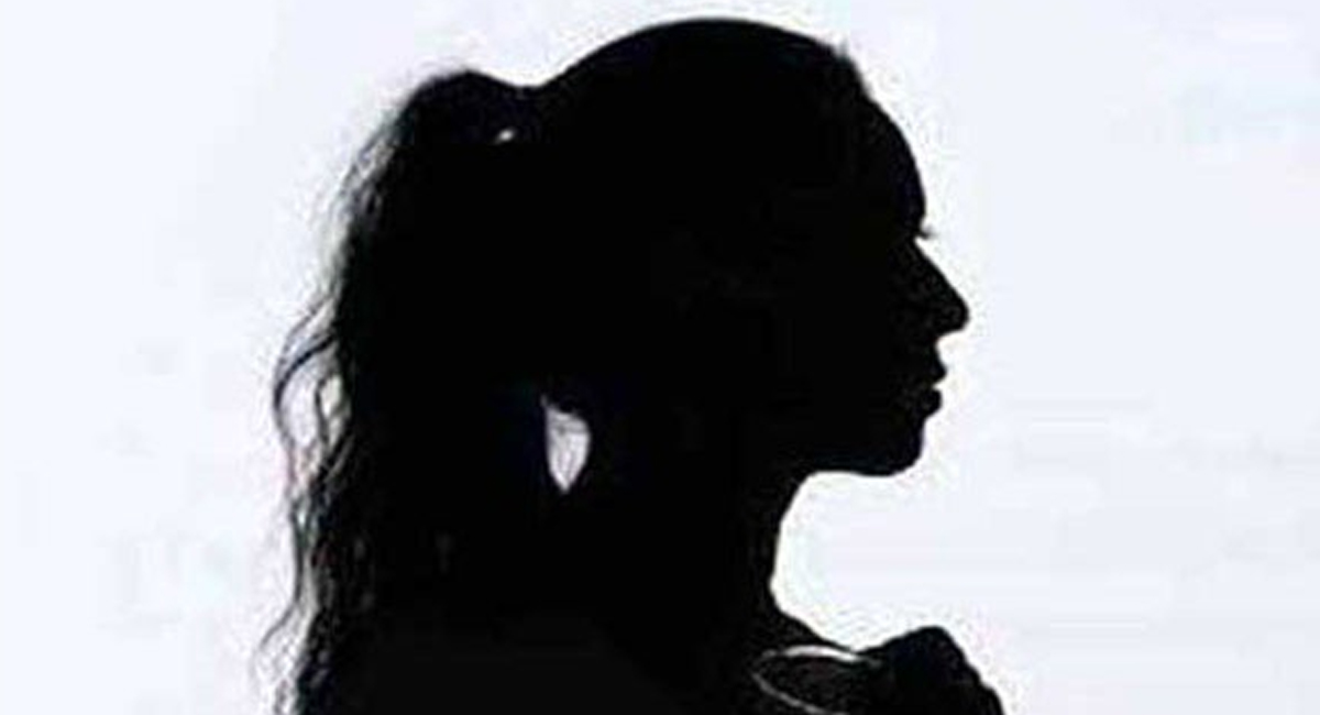 విలాసాలకు అలవాటు పడిన భార్య….భర్తకు తెలియకుండా ఆ భార్య చేసిన పని తెలిస్తే షాక్ అవ్వాల్సిందే..?