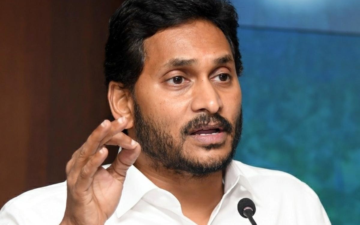 విశాఖ రాజధాని సరే.. మరి ఆ ప్రశ్నలకు జవాబుందా జగన్?