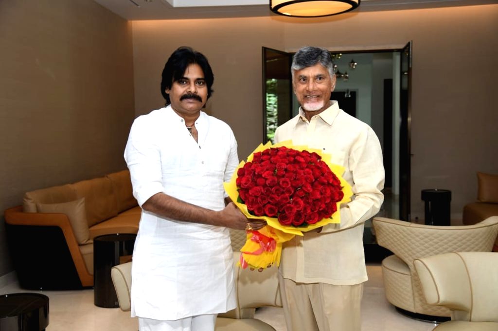 పవన్ కు 20 సీట్లే ఎక్కువా.. చంద్రబాబు ఫిక్స్ కావడంతో జనసేన చరిత్ర