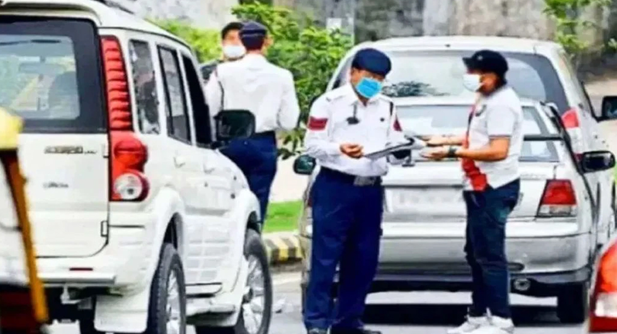 డ్రైవింగ్ లైసెన్స్ ఇంట్లోనే మర్చిపోయారా… ఈ సింపుల్ పద్ధతులను పాటిస్తే ఫైన్ కట్టాల్సిన పని లేదు తెలుసా?