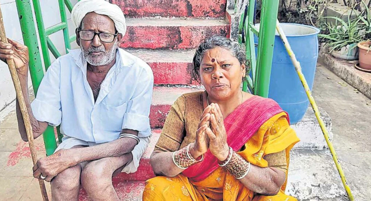 దారుణం…ఆస్తి కోసం కనికరం లేకుండా కన్న వారితో అలా ప్రవర్తించిన కొడుకు.. ఏం చేశాడంటే?