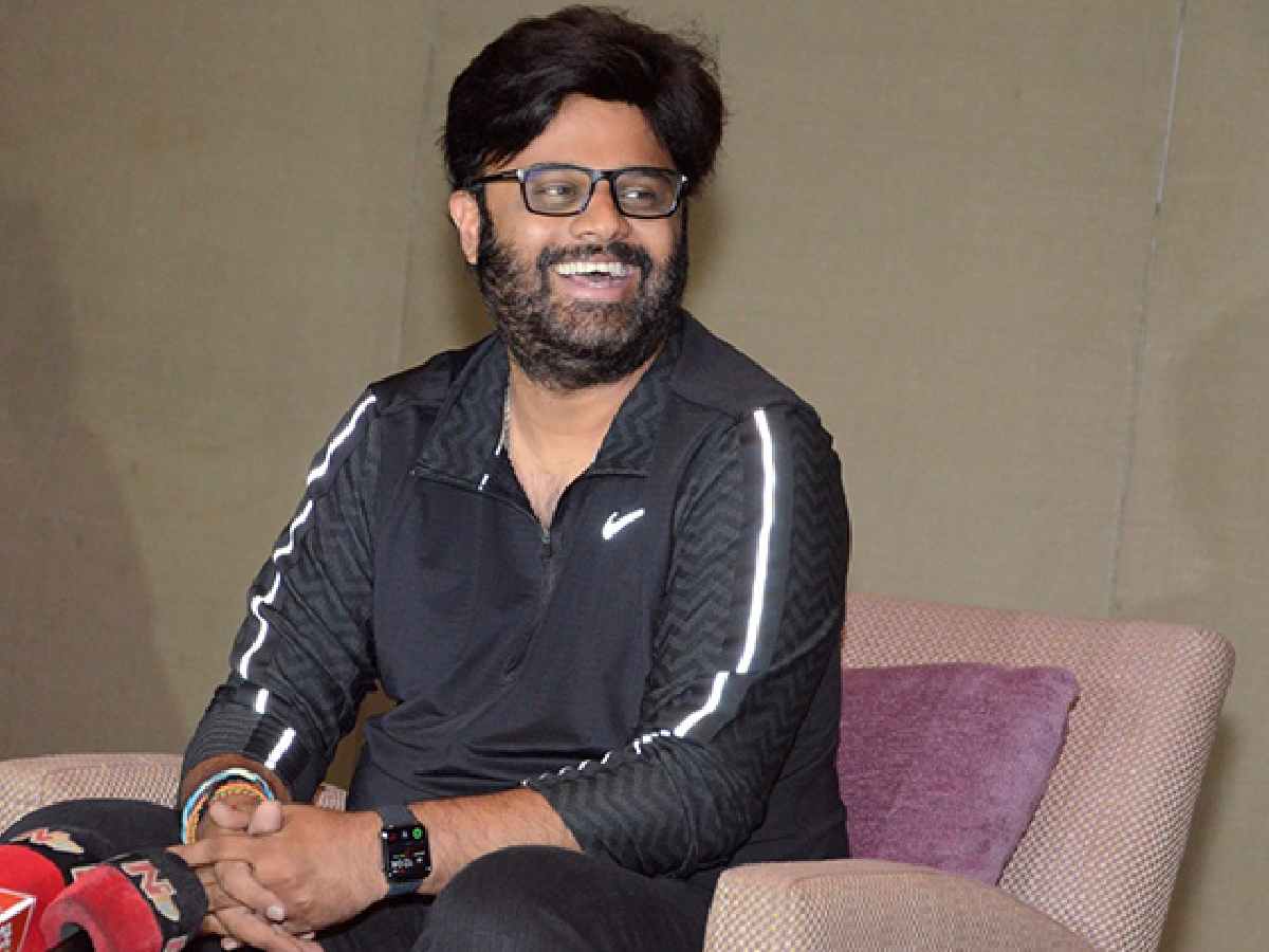 “గుంటూరు కారం” నుంచి మరో బ్లాస్ట్ అప్పుడు అంటున్న నిర్మాత.!