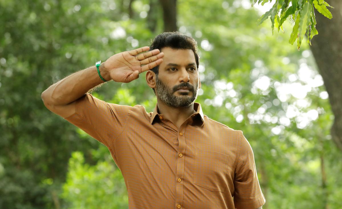 షాకింగ్ : ముంబైలో తన సినిమాకి ఎదురైన చేదు అనుభవం షేర్ చేసిన విశాల్