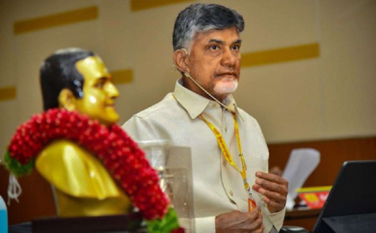 పాపం బాబు: కరవమంటే కప్పకు – విడవమంటే పాముకి…!