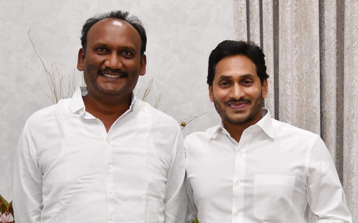 తమ్ముళ్ళ రాజకీయం.! టీడీపీ వద్దు.. జనసేన ముద్దు.!