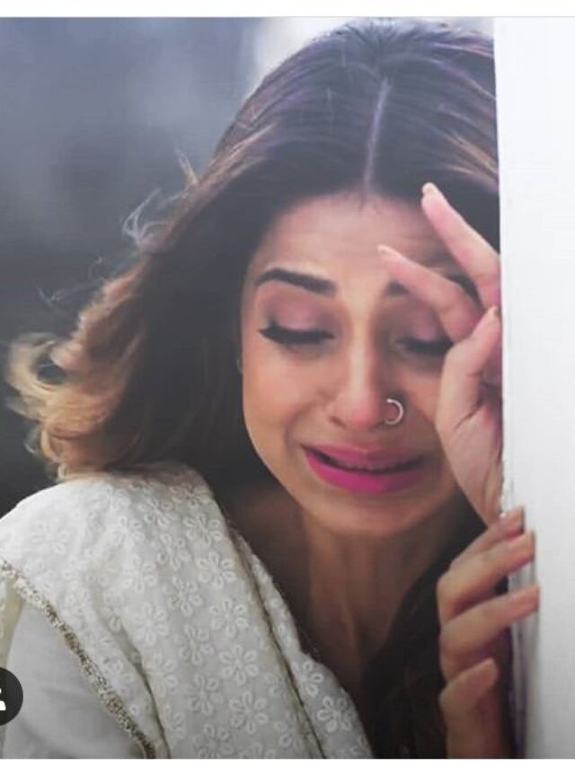 Actress In Tears To Grab An Offer