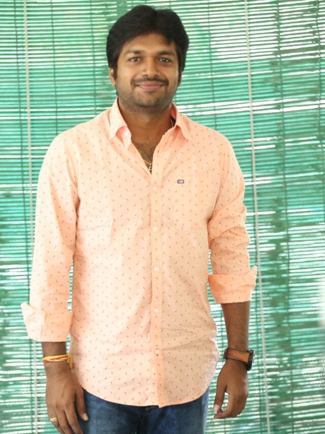 బాబోయ్ అనిల్ రావిపూడి.! మామూలోడు కాదు సుమీ.!