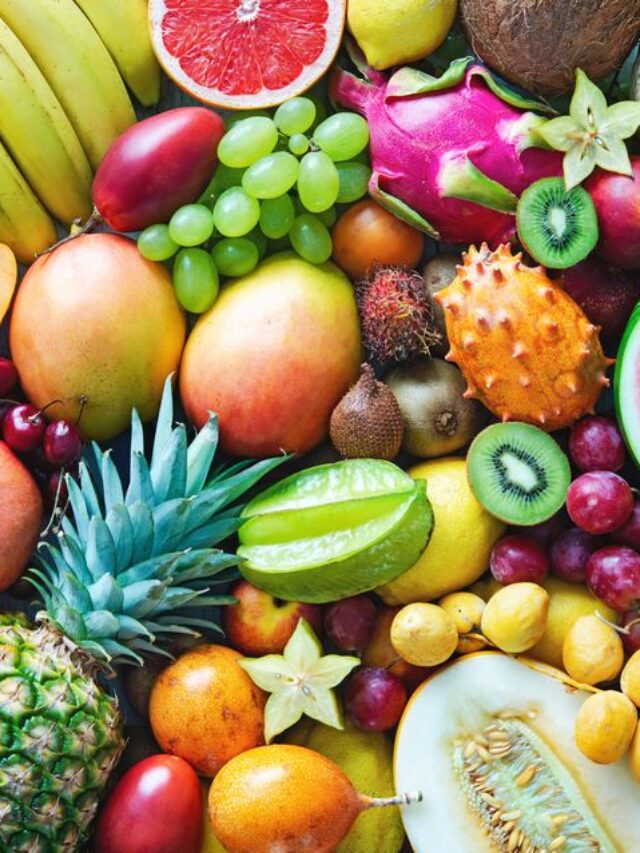 మీకు ఎక్కువగా పండ్లు తినడం ఇష్టమా… పొరపాటున కూడా ఈ పండ్లను కలిపి తినకండి!