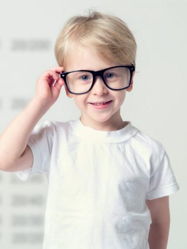 మీ పిల్లలు తరచూ కంటి సమస్యలతో బాధపడుతున్నారా? కారణాలు ఇవే కావచ్చు!
