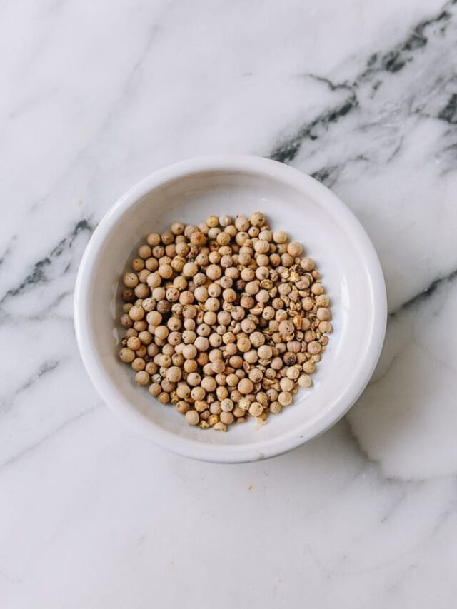 తెల్ల మిరియాలతో ఇలా చేస్తే ఉబకాయం, క్యాన్సర్, రక్తపోటు సమస్యలకు స్వస్తి చెప్పవచ్చు తెలుసా?