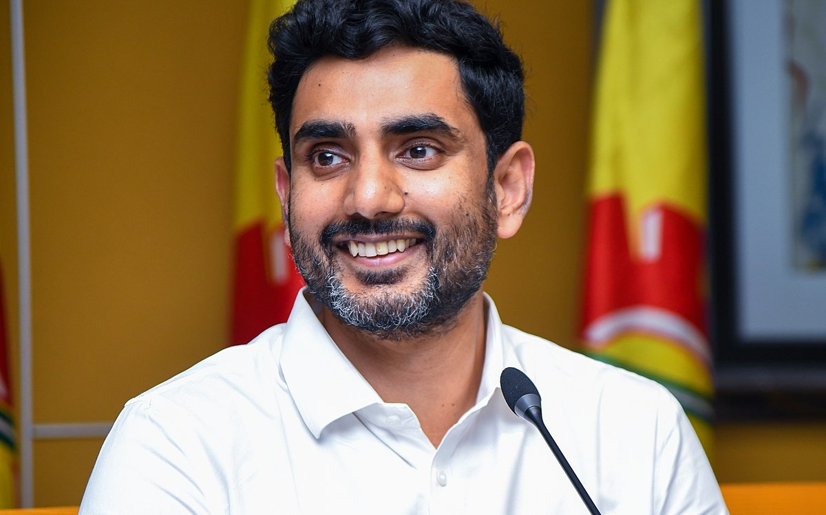 సై‘కిల్’.! టీడీపీ మీద కత్తిగట్టేసిన నారా లోకేష్.!