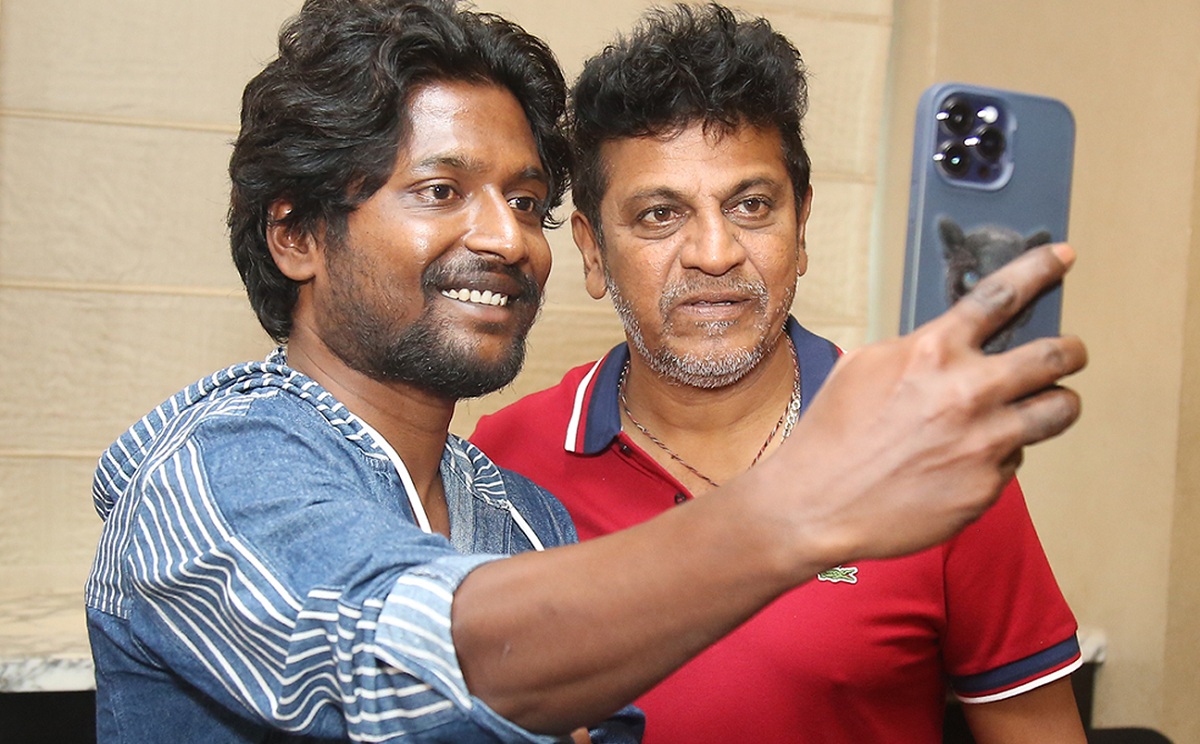 ‘రైటర్ పద్మభూషణ్‌’ ని అభినందించిన కన్నడ స్టార్ శివరాజ్ కుమార్