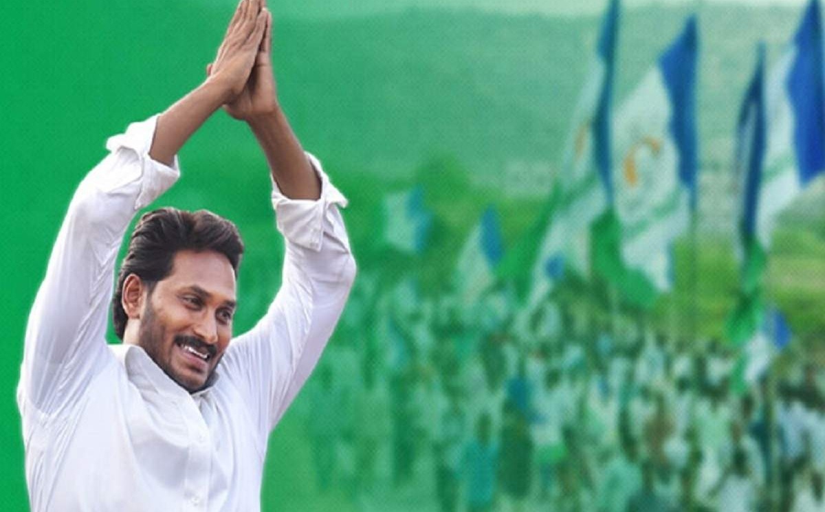 ఫోన్ ట్యాపింగ్ వ్యవహారంలో వైసీపీ సెల్ఫ్ గోల్.!