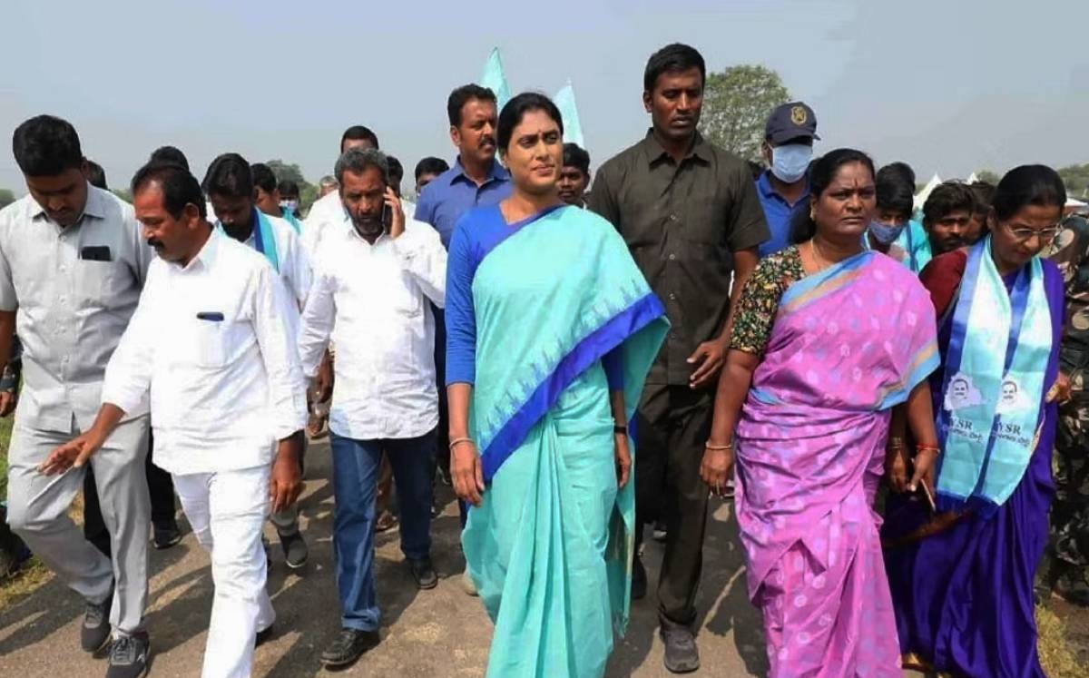 వైఎస్ షర్మిల పాదయాత్ర: ఎన్నెన్ని బ్రేకులో.!