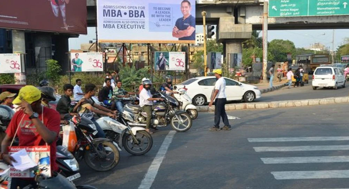 వాహనదారులకు అలర్ట్…. ట్రాఫిక్ రూల్స్ లో మార్పులు.. గీత దాటారో అంతే సంగతులు!