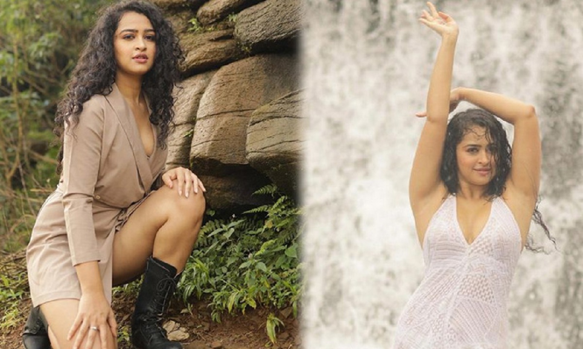 అప్సరా రాణీ అందాల జాతర.. స్టన్నింగ్