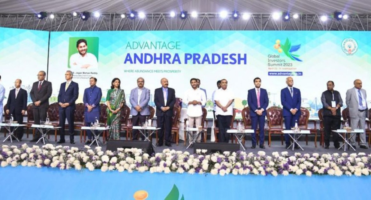 సమ్మిట్ రిజల్ట్: స్వామికార్యం స్వకార్యం సక్సెస్!!